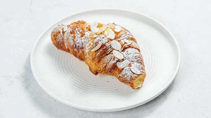 Croissant migdałowy