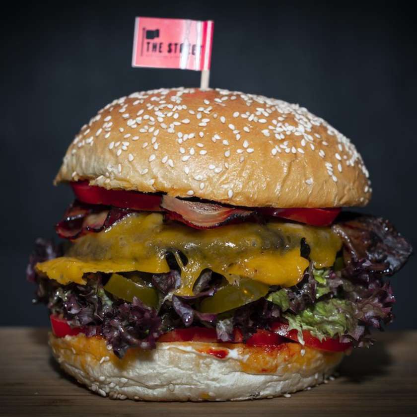 Chilli Burger with Jalapeño, Priced with Fries
