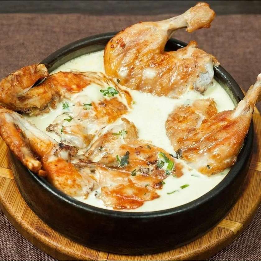 Škmeruli - (Young chicken in garlic sauce)