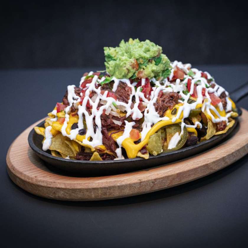!TOP OF THE TOP! Nachos with pulled beef,