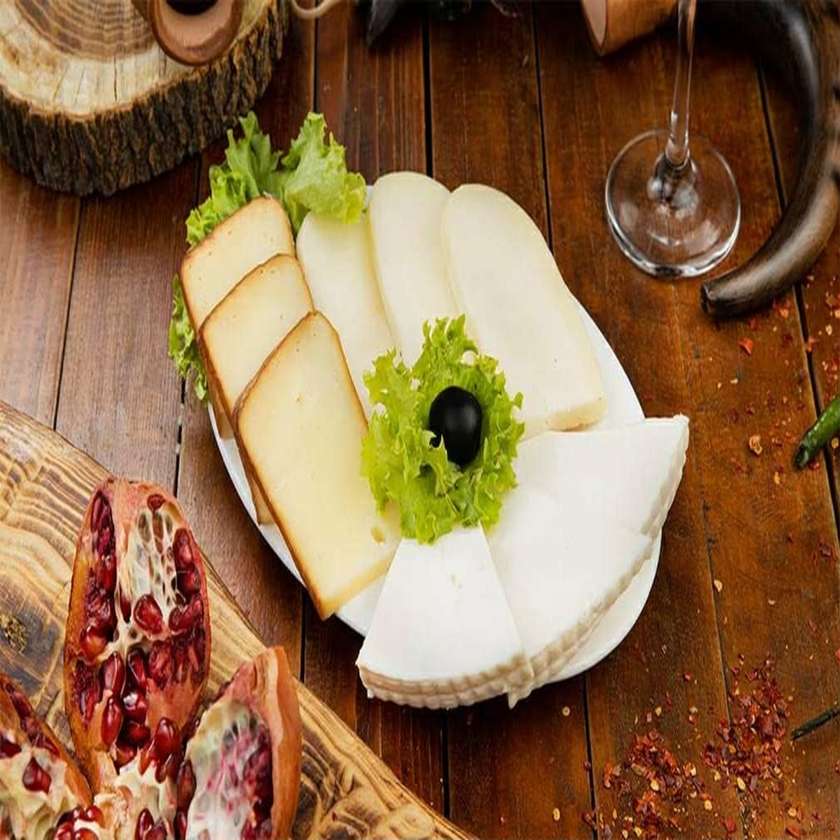Variace gruzinských sýrů - (Variation of Georgian cheeses)