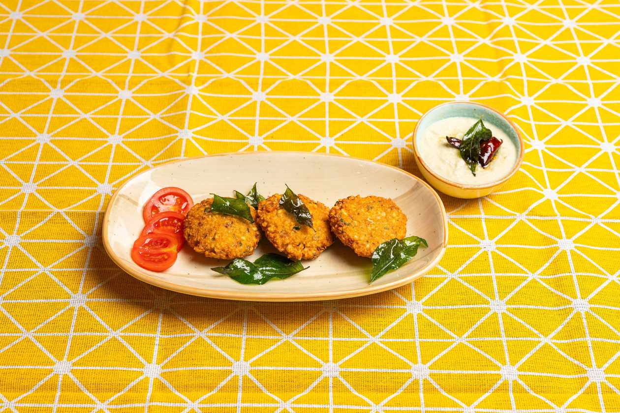 Masala Vada (3 pcs)