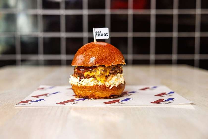 Pulled Beef burger