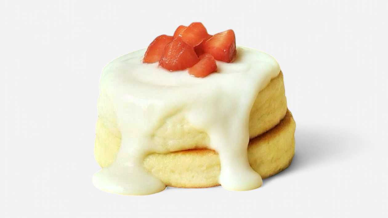 Strawberry snow souffle pancake