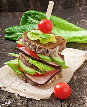 Bacon, Lettuce & Tomato Slices (BLT) Sandwich