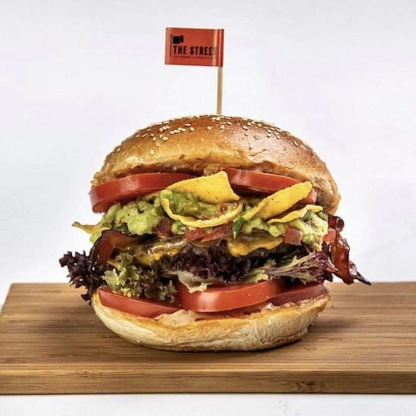 Mexican Burger with Guacamole, Price includes Fries
