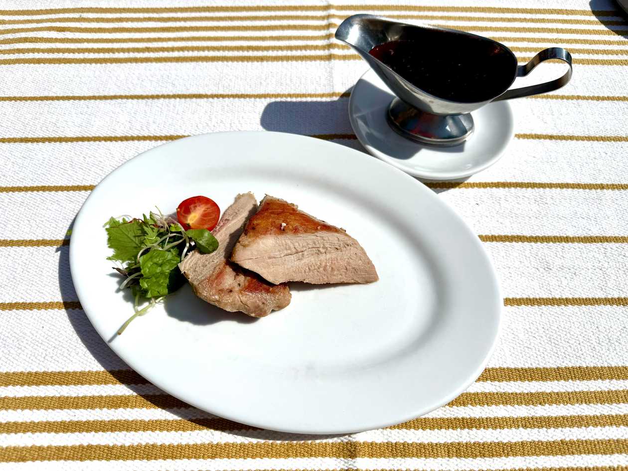 Bravčová panenka  " Pyramída "