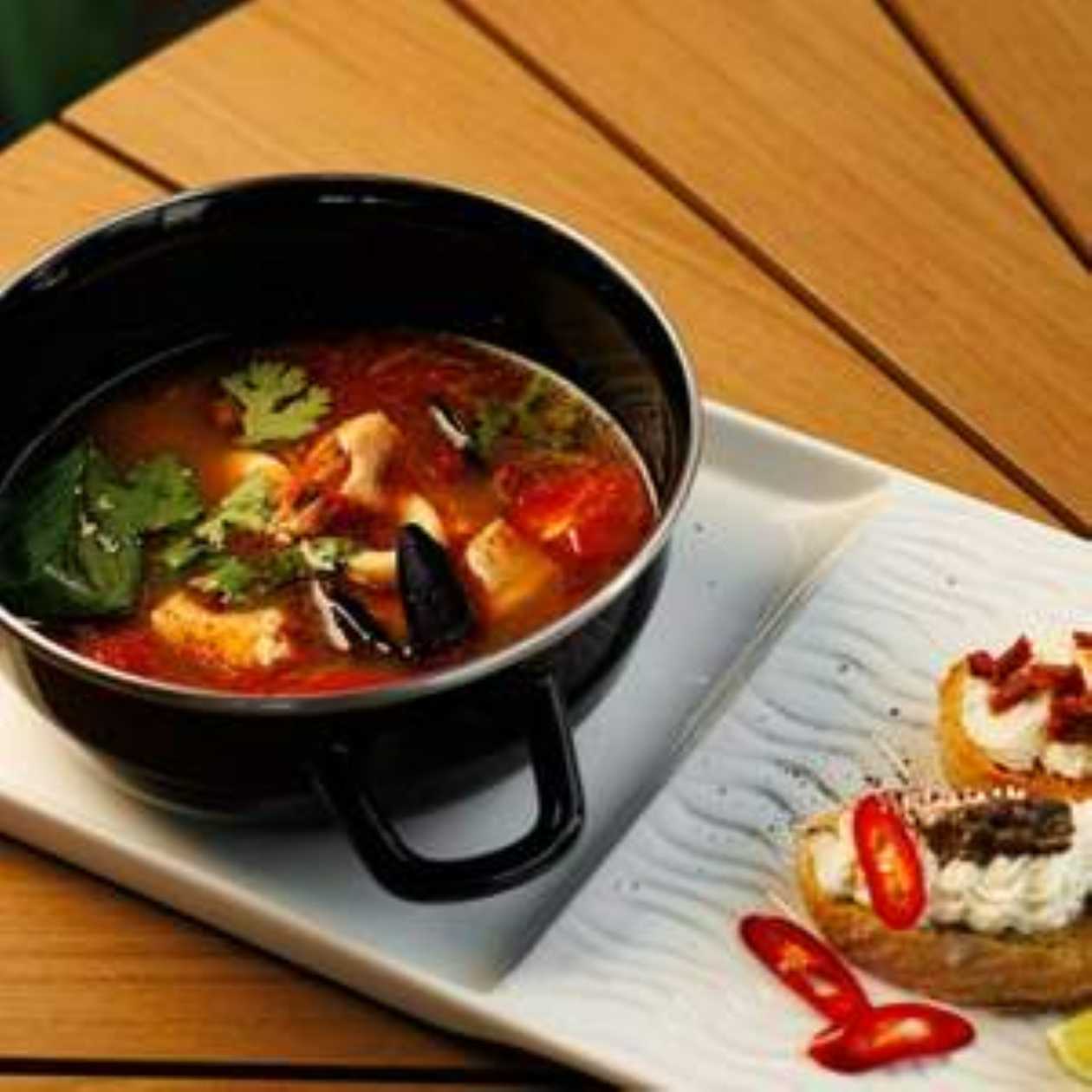 Bouillabaisse-style Soup