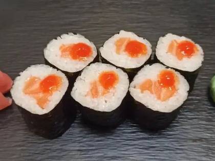 Pikantní Hoso Maki Sake