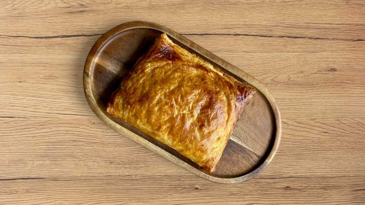 Khachapuri with Cheese (290 g)