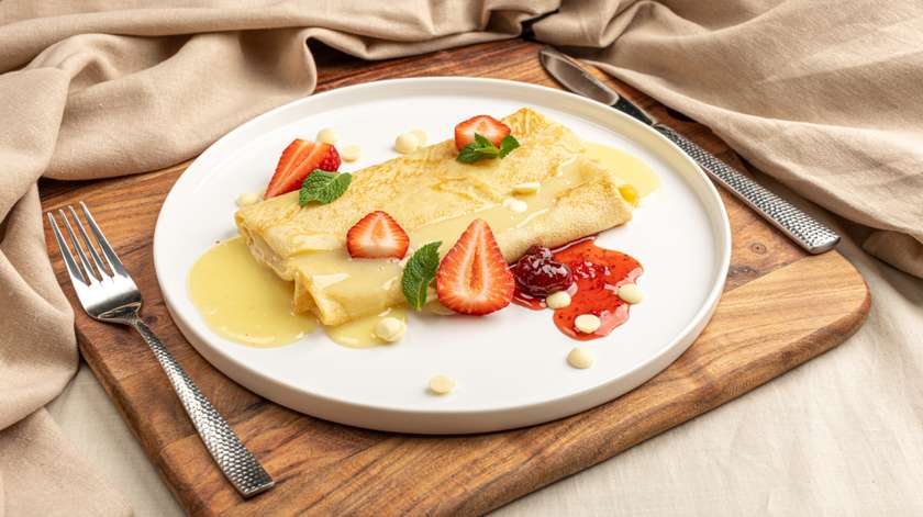 White Chocolate crepe