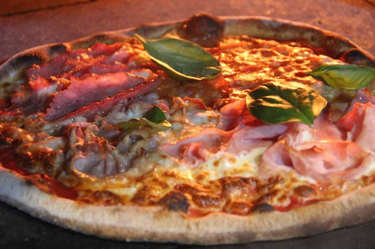 Pizza Con carni 32 cm