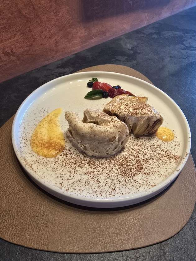 Cinnabon crepes