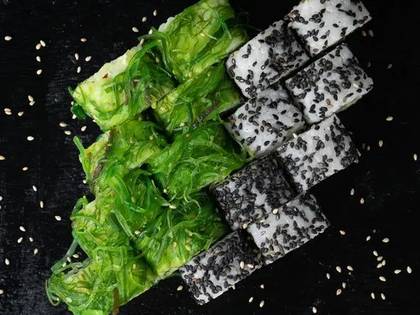 N25. Sushi set Vege 16 ks