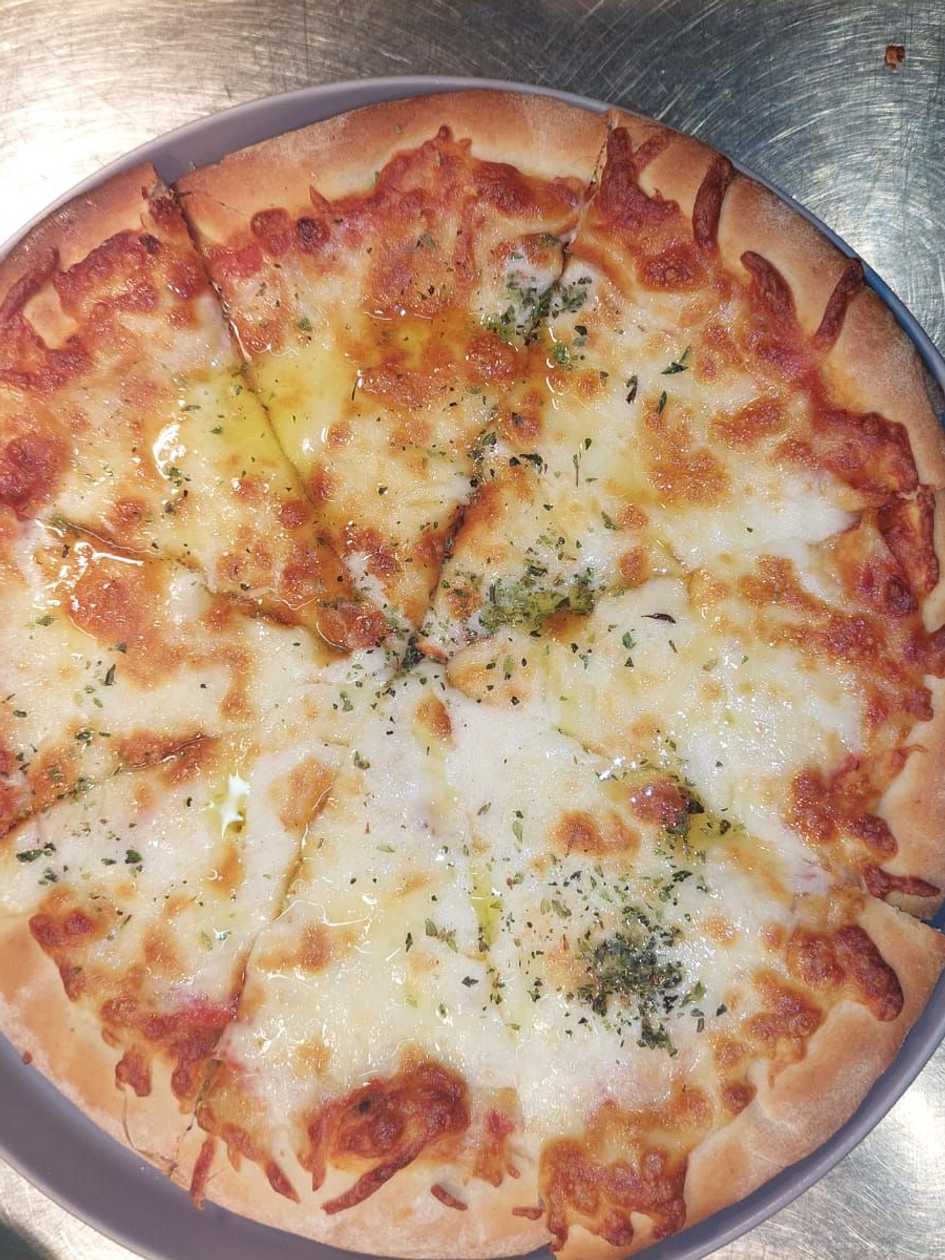 Kids' Margherita Pizza