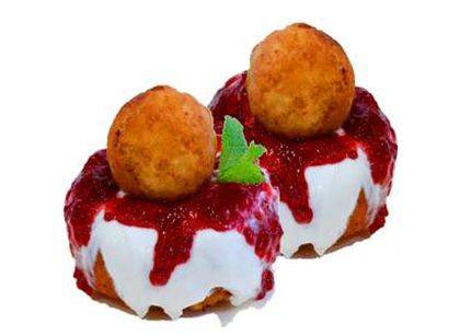 Papanași cu dulceață de Trandafiri