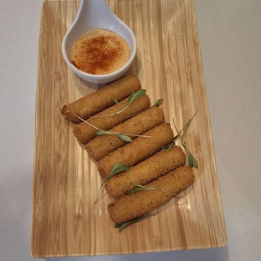 Mozzarella Sticks with Garlic Mayonnaise