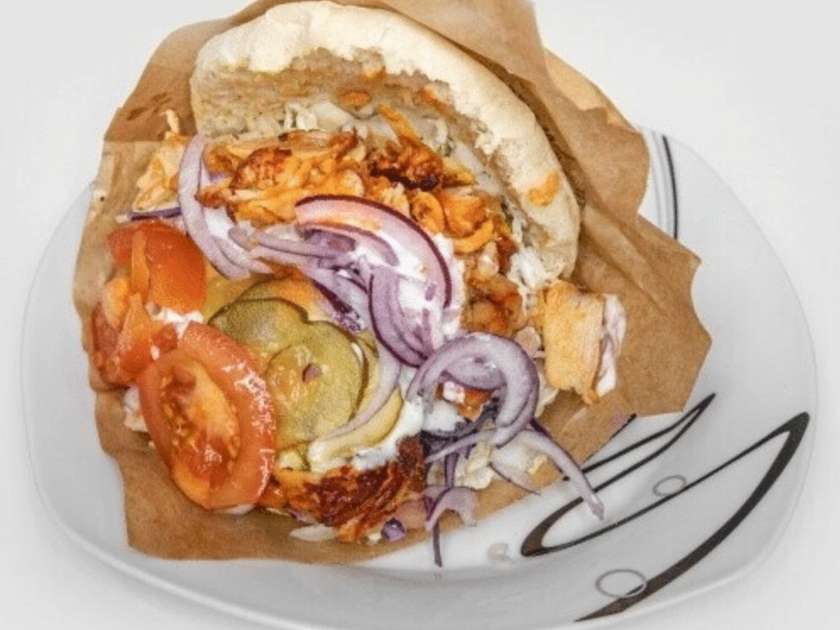 Mały kebab w bułce
