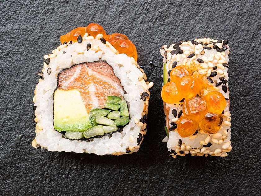 Caviar Roll 8 Pcs