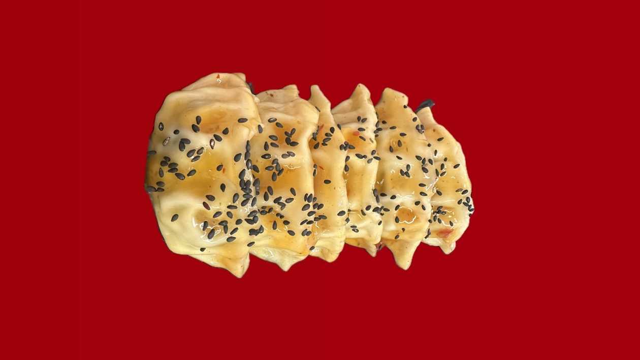 sweet chill gyoza (6 pcs)