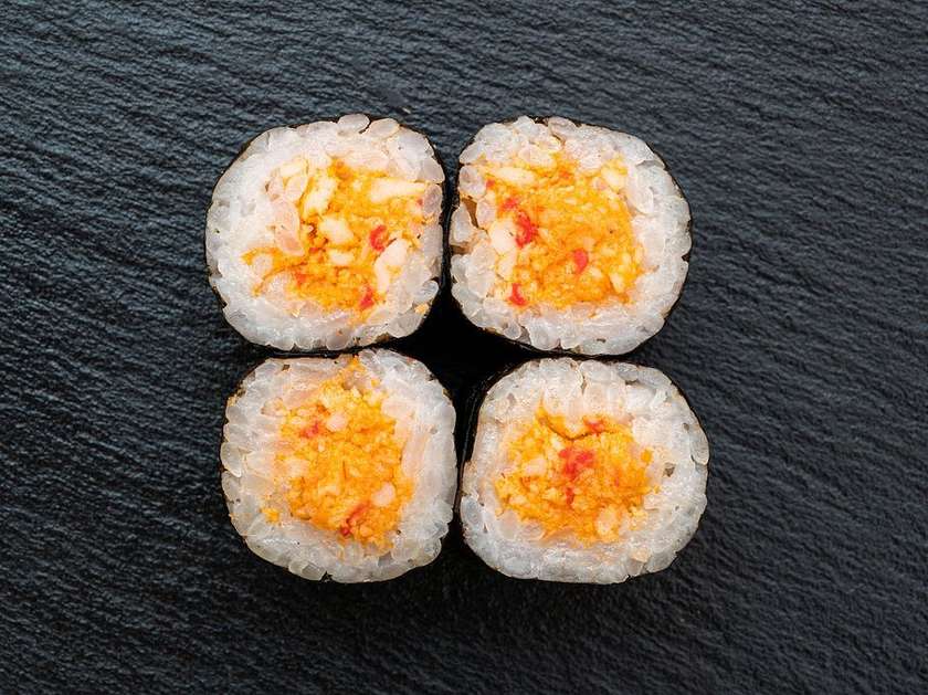 Spicy Crab Maki 8 Pcs