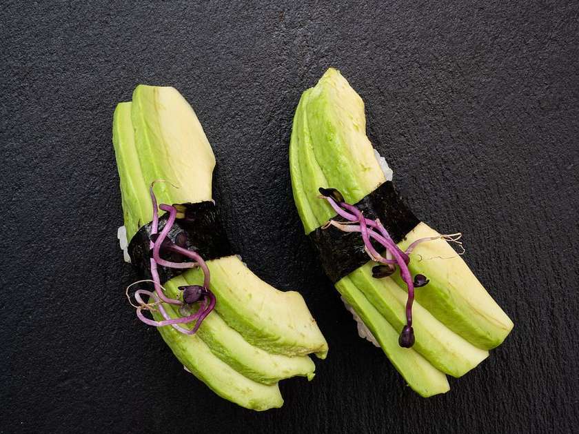 Avocado Nigiri 2 Pcs