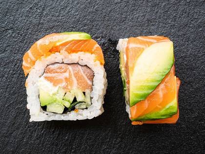 Rainbow Roll 8 Pcs