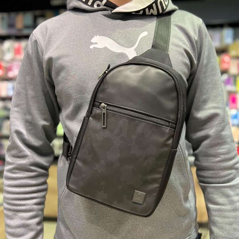 WIWU Waterproof Salem Crossbody Bag for Men with Front Pocket – Camouflage
