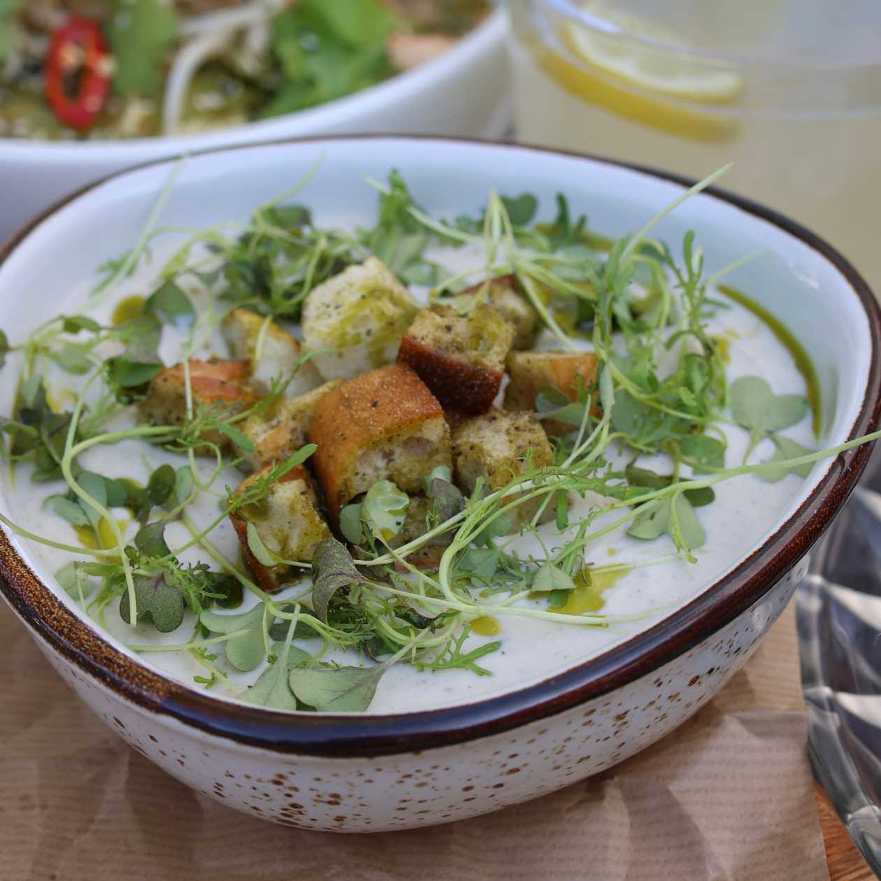 CAULIFLOWER CREAM SOUP