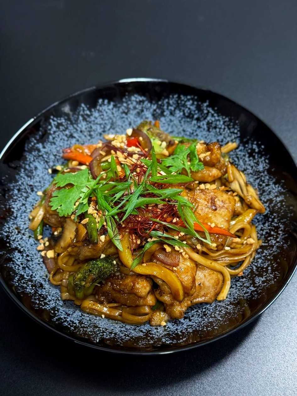 Spicy Udon Noodles with Chicken 380g