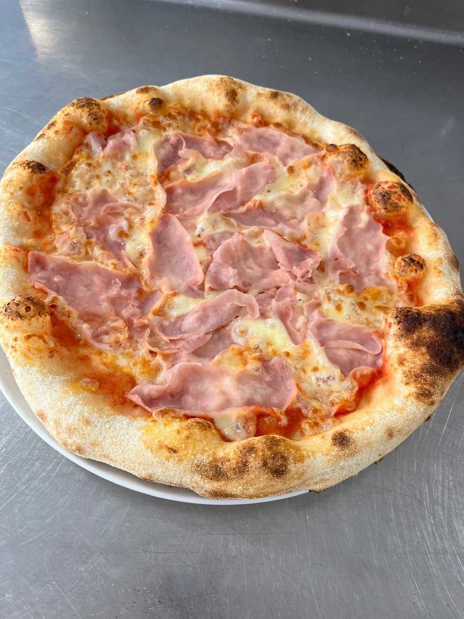 Pizza Prosciutto