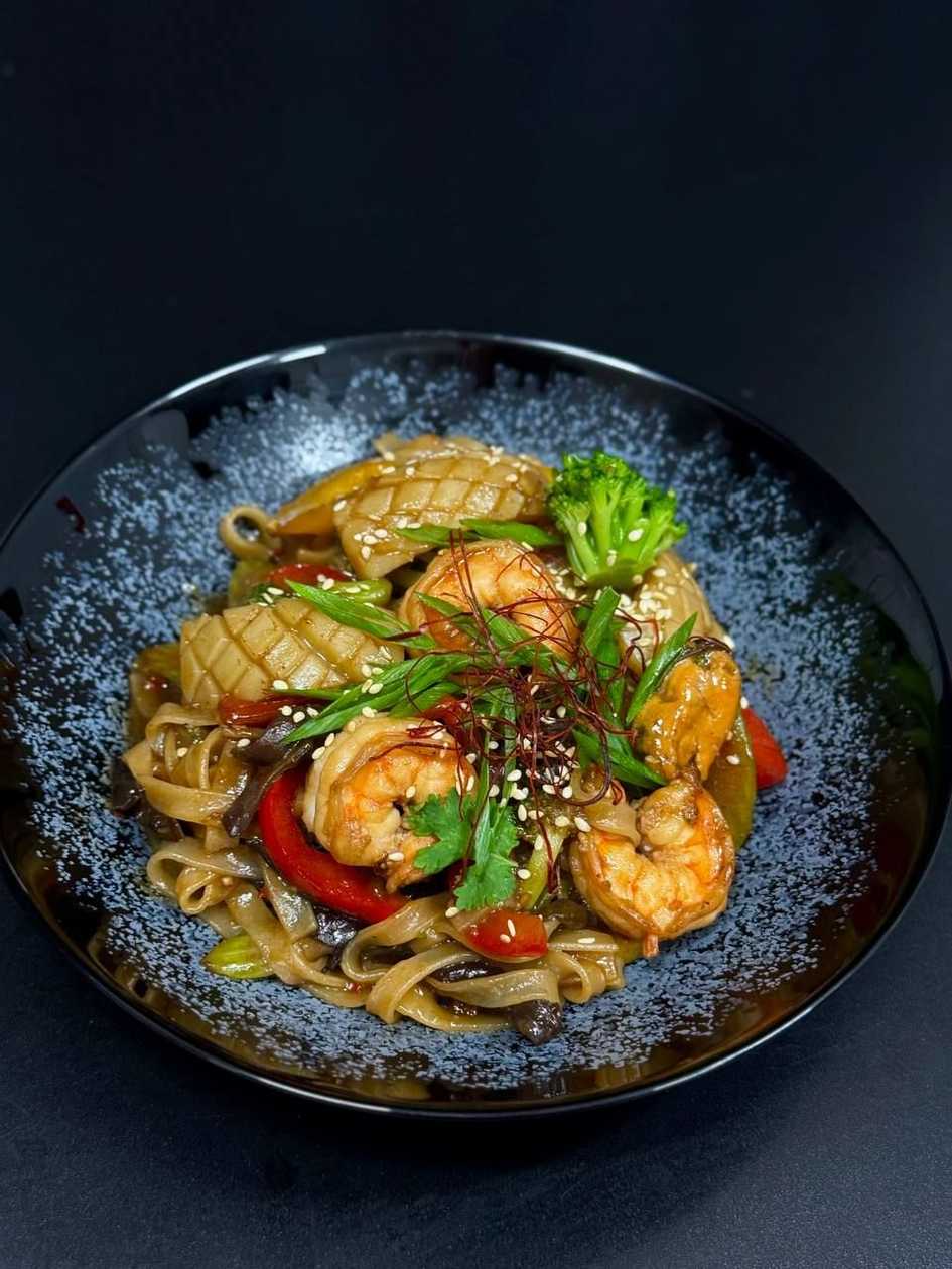 Rice noodles with seafood 360g