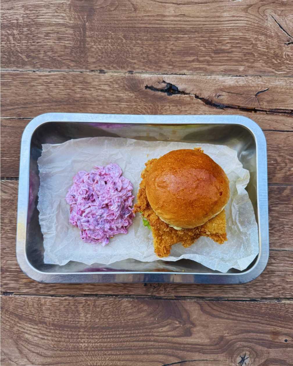 Crispy chicken burger