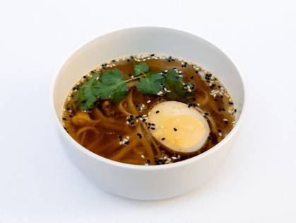 Zupa azjatycka