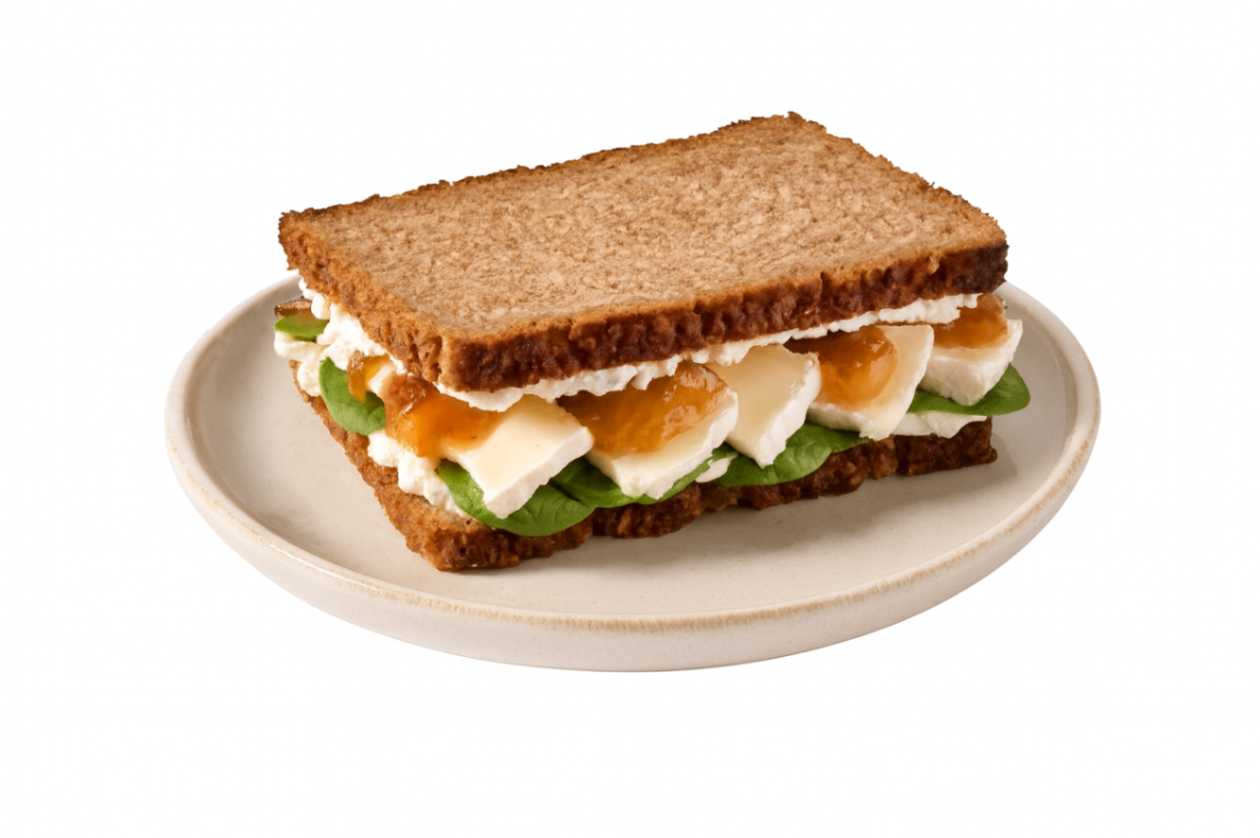 Razowa kromka z camembertem i sosem figowym