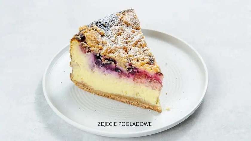 Sernik biała czekolada z rabarbarem i kruszonką W