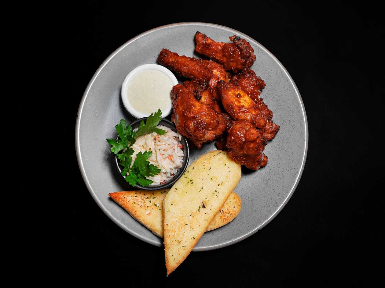 Buffalo Wings - Ostrá Křídla