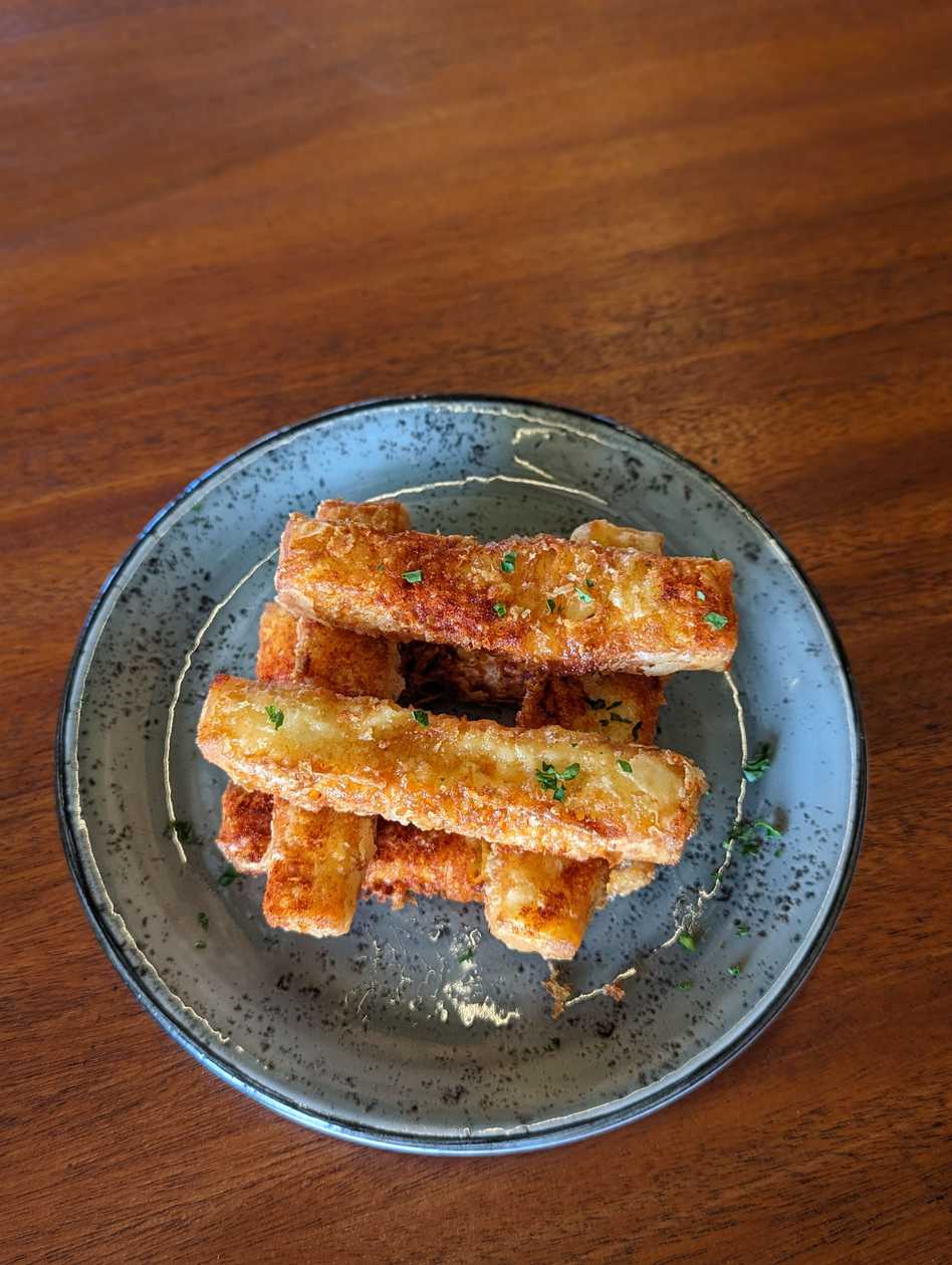 Halloumi Fries
