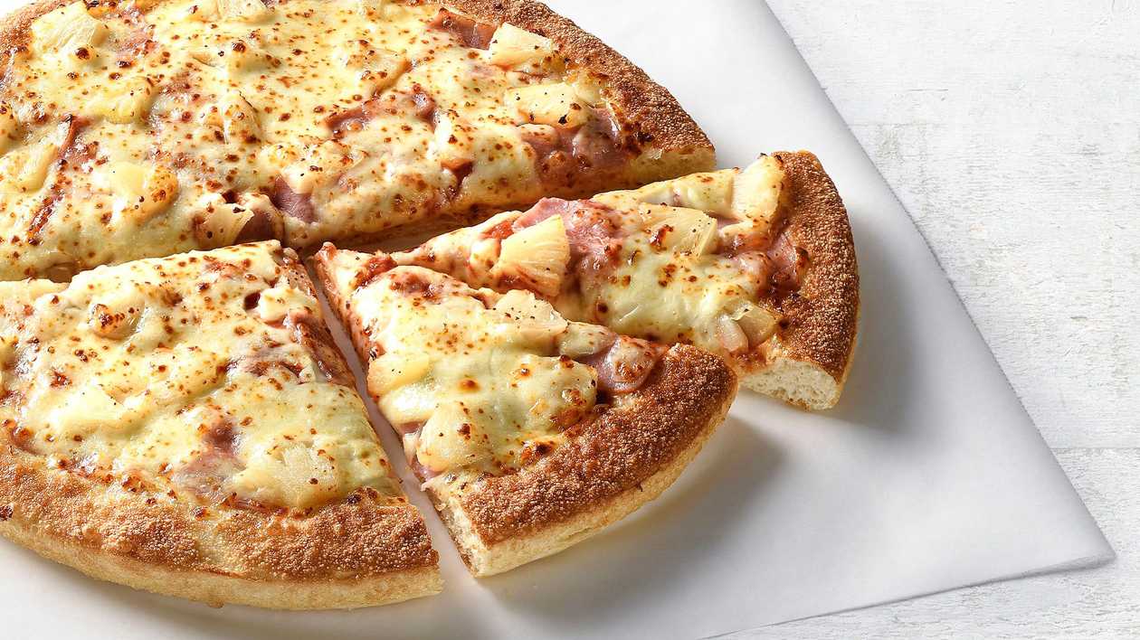 Hawaiian Medium Pizza