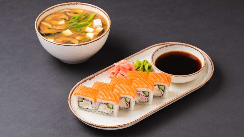 Sriuba Miso Shiru + sushi Philadelphia (8 vnt.) | 1 asm.