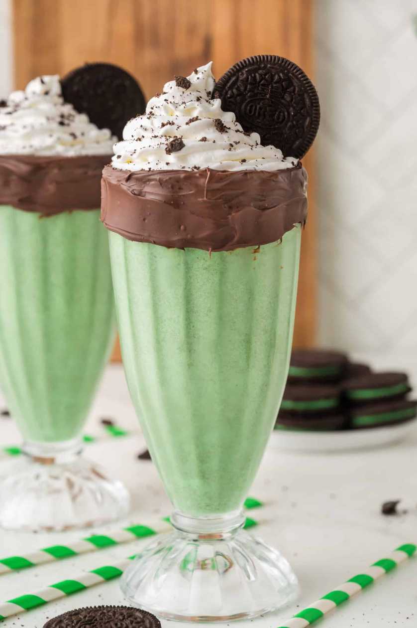 Mint-Choc Oreo Shake