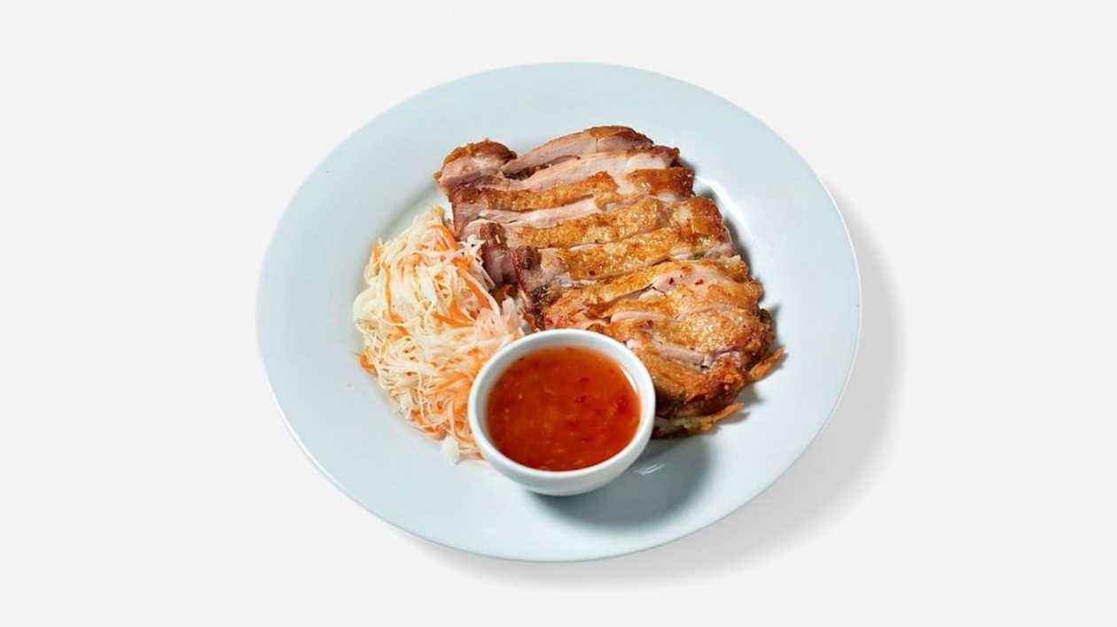 Crispy Chicken Thigh with Sweet and Sour Vegetables