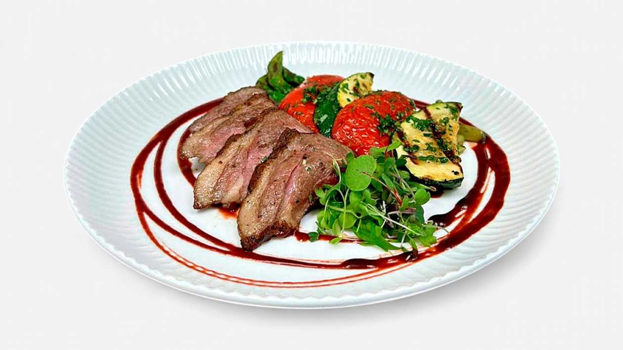 7599. Sous-vide Lamb