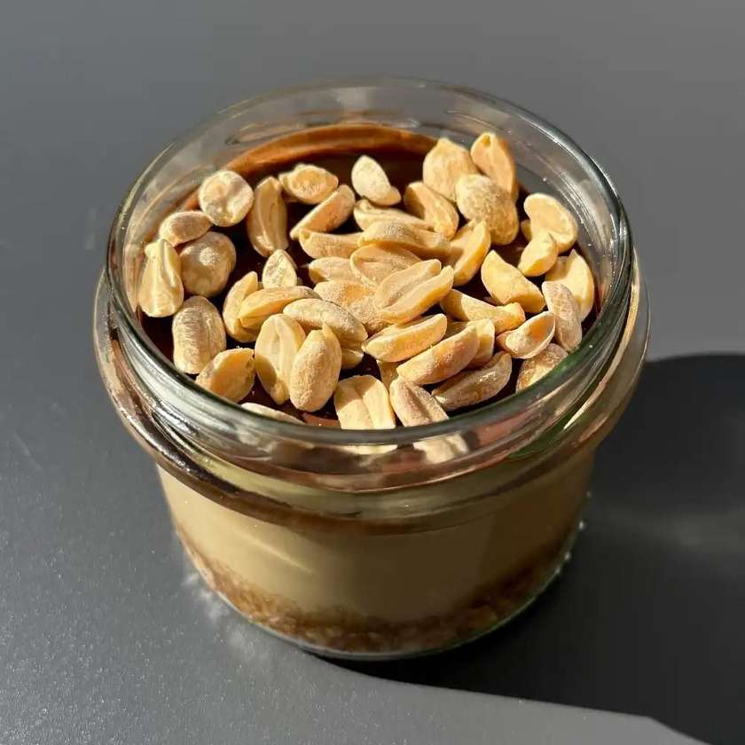 deser w słoiku Snickers (gf, vegan)