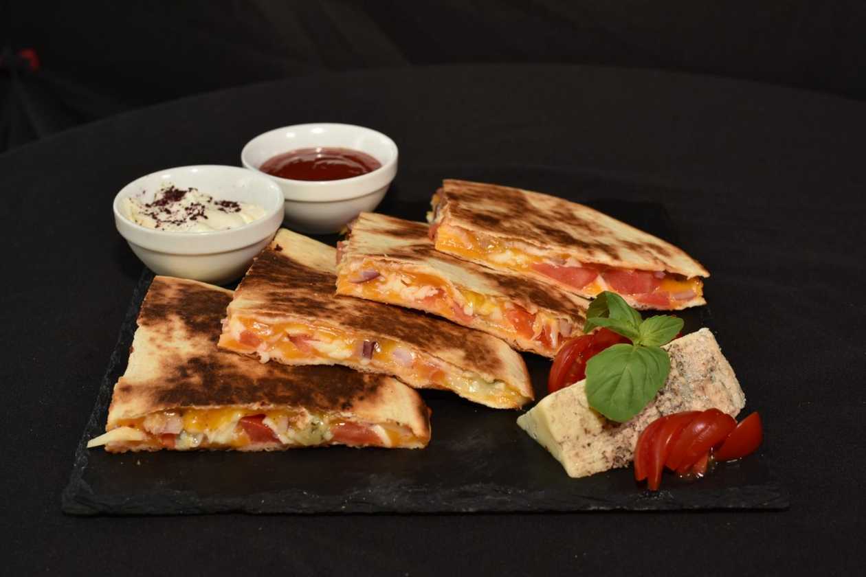 Cheesy quesadilla 400g