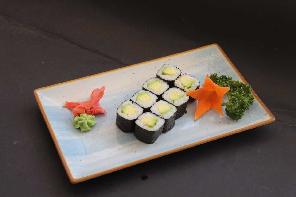 S4.Maki avocado 16 pcs