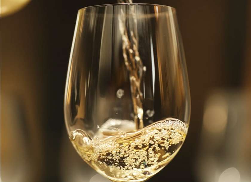 TSINANDALI biele suché 750 ml