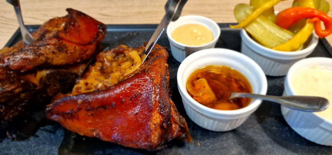 1KG Roasted Pork Ribs With Honey And Chili