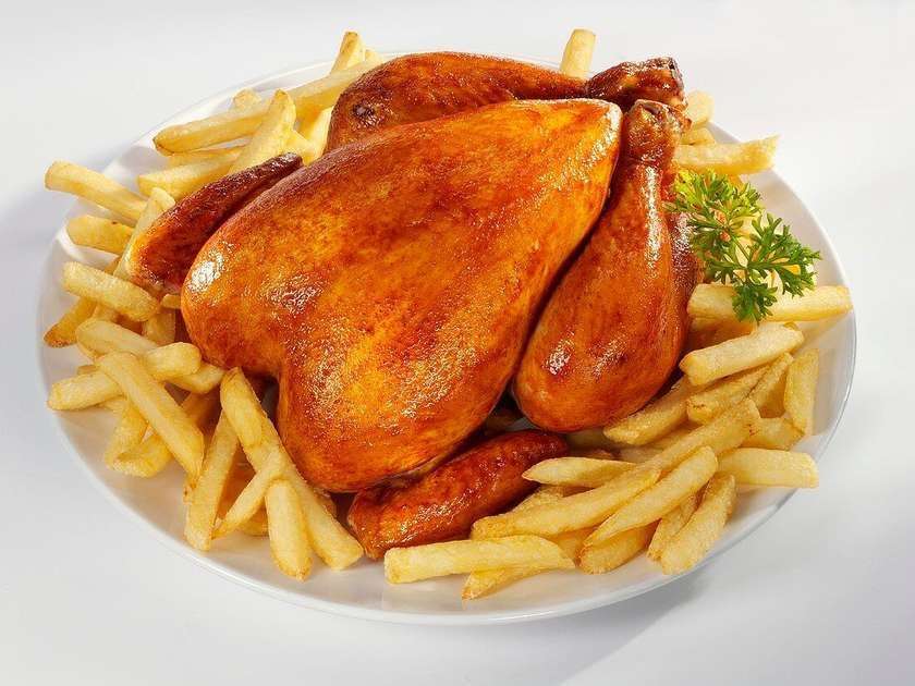 Full Roasted Chicken with Fries (Chips)
