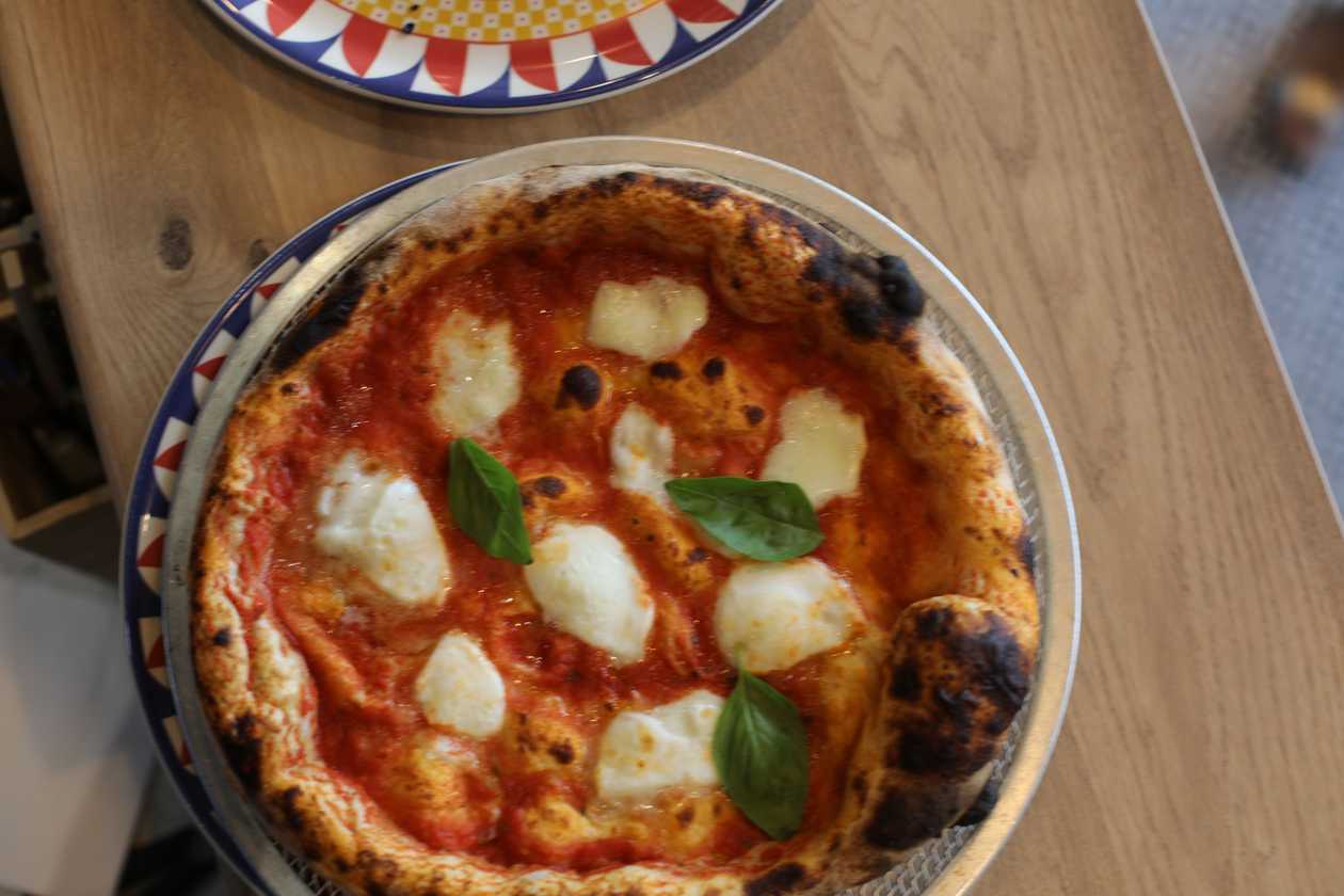 Pizza bufalina